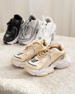 کفش بچه گانه